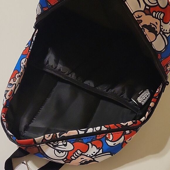 NEW SUPER MARIO BROTHERS BROS LAPTOP TRAVEL VIDEO GAME RED BLUE BACKPACK NWT - Picture 2 of 3